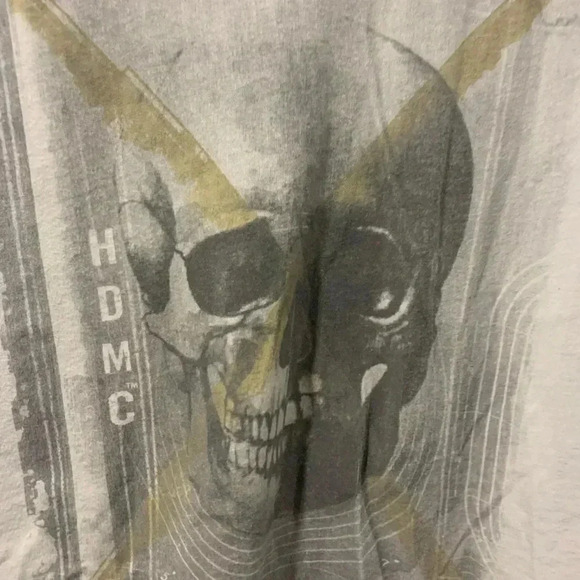 Harley Davidson Motorcycle  T-Shirt - Picture 2 of 6